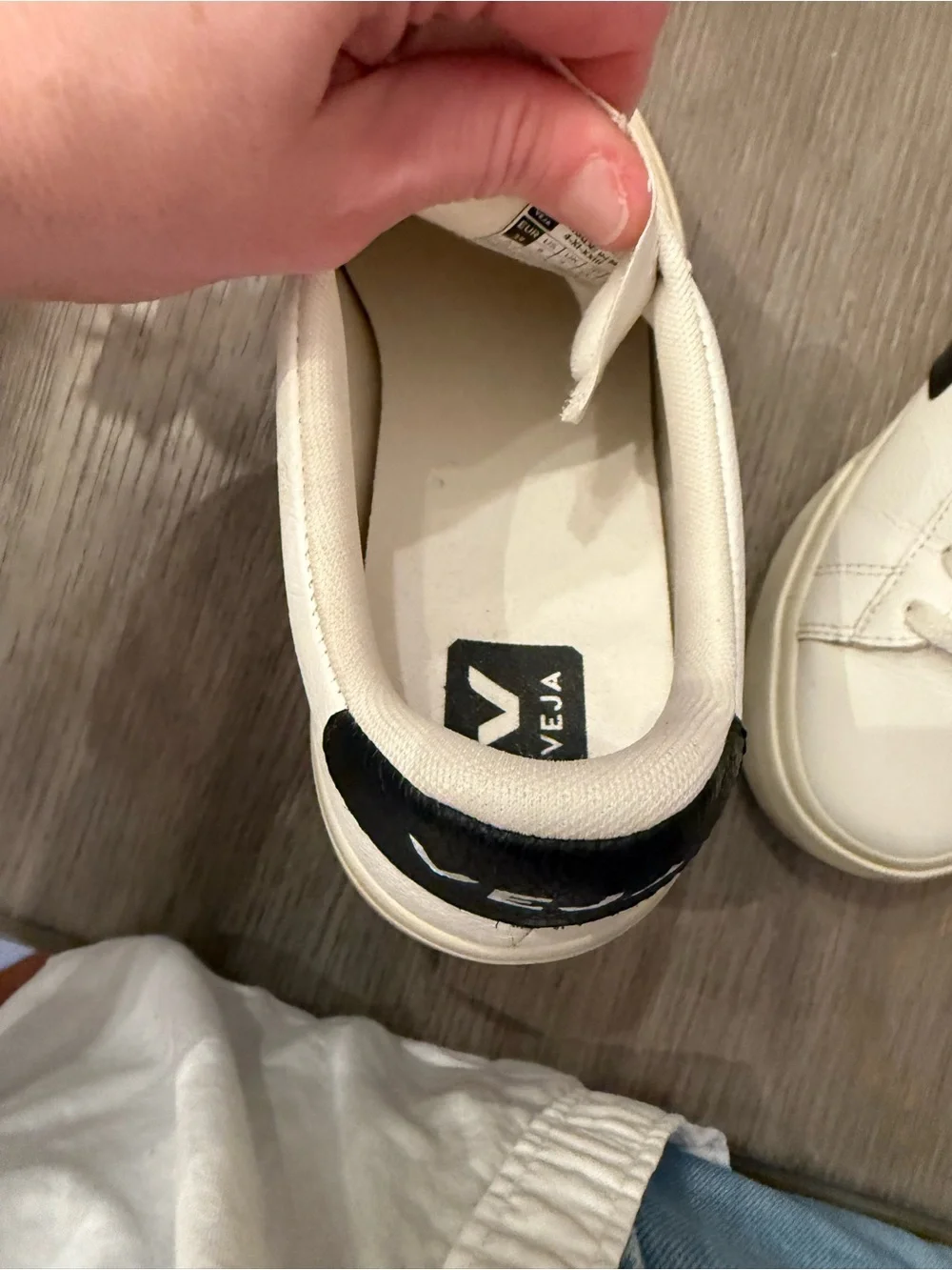 Veja Campo Sneaker in Extra White and Black
